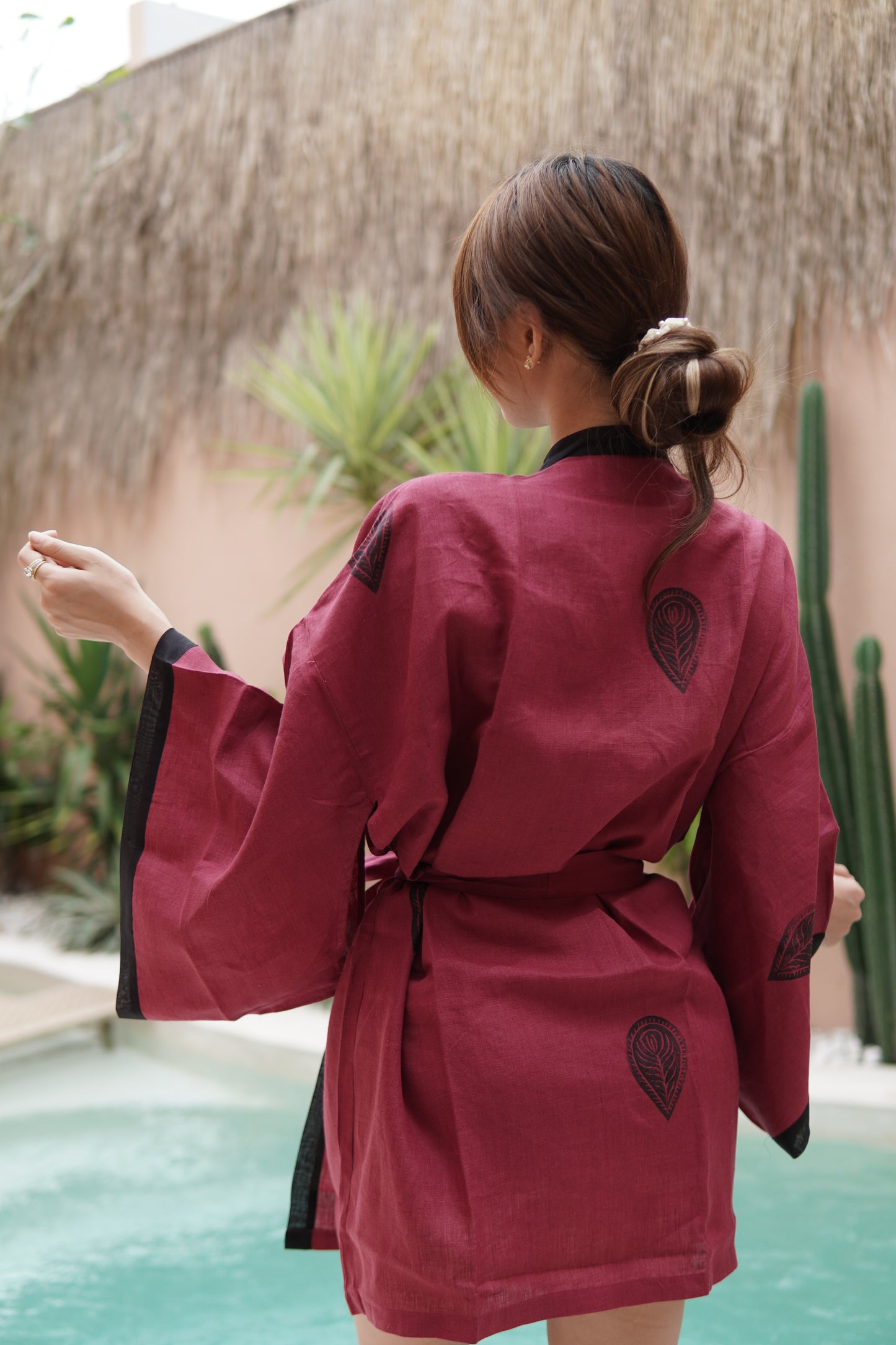 Kimono Blossom — Handmade 100% Linen Comfort